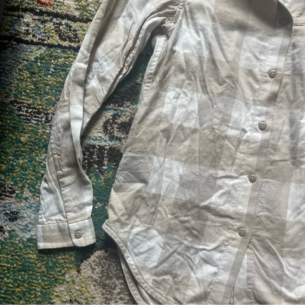 Lululemon Plaid Button Down Long Sleeve Shirt Beige White Size 0 - Picture 4 of 10